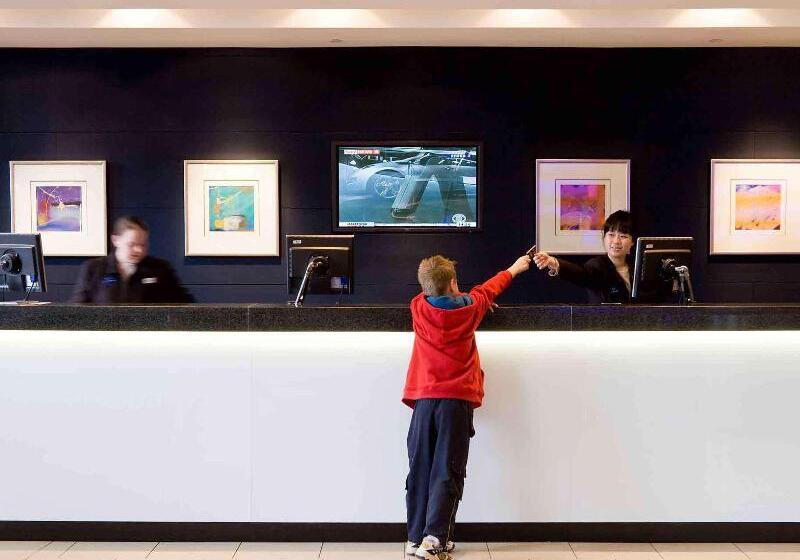 هتل Mercure Sydney