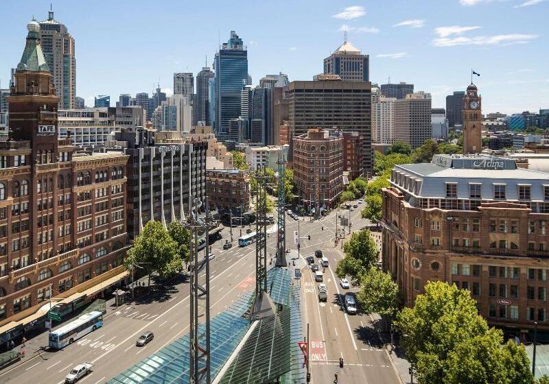 هتل Mercure Sydney