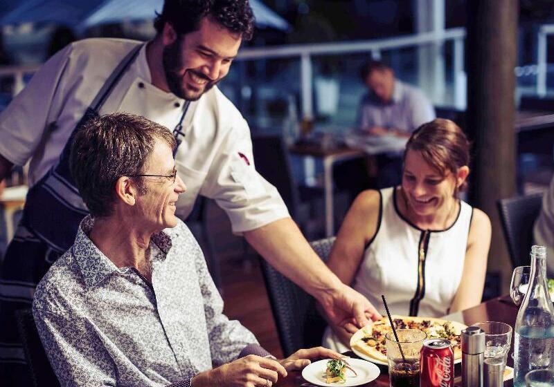 هتل Mercure Townsville