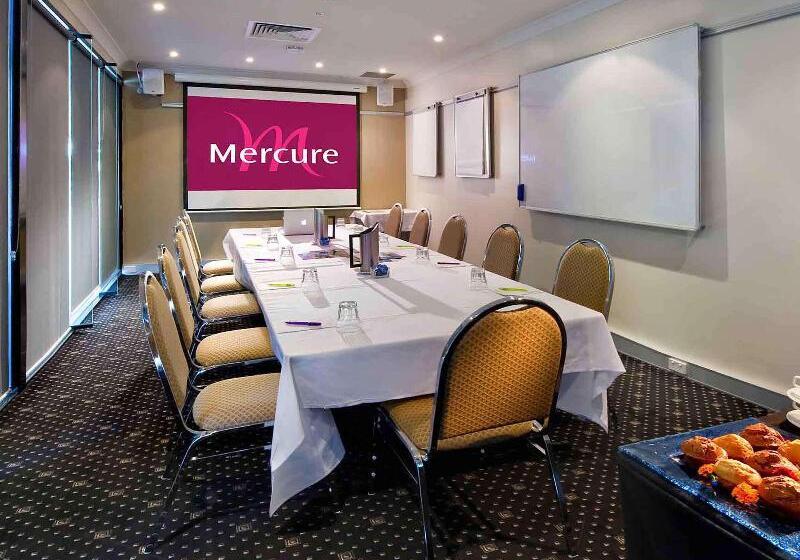 هتل Mercure Townsville