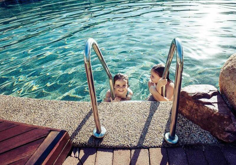 هتل Mercure Townsville