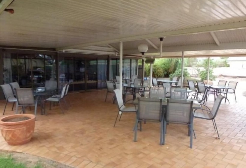 Отель Merino Motor Inn