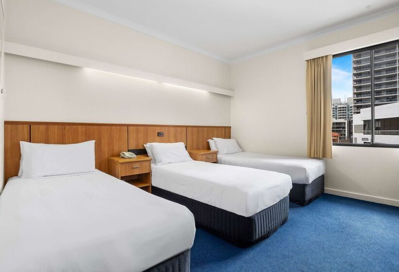 Metro Hotel Perth City