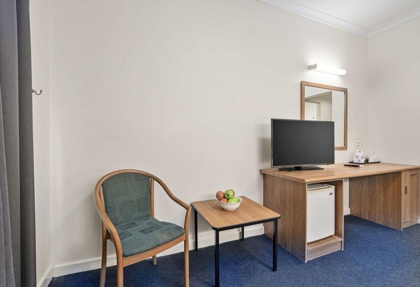 Metro Hotel Perth City