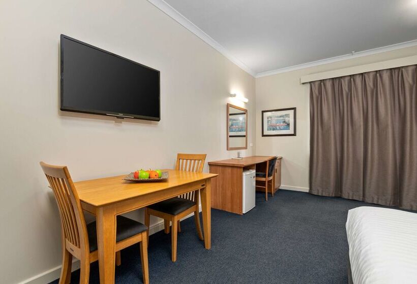 Metro Hotel Perth City