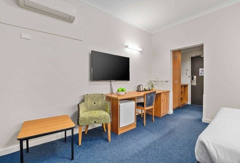 Metro Hotel Perth City