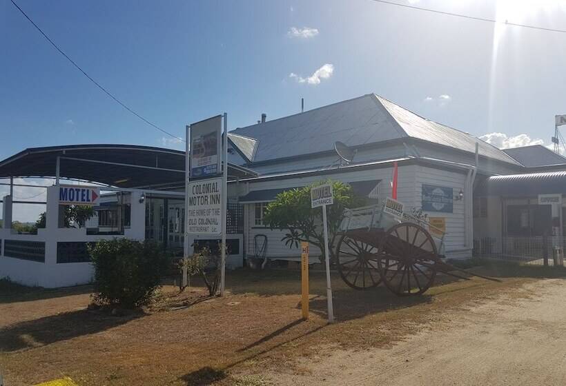 ホテル Monto Colonial Motor Inn