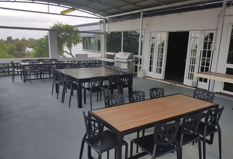 ホテル Monto Colonial Motor Inn