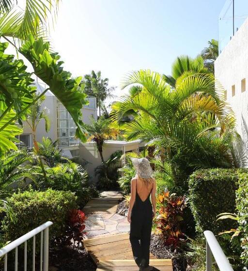 Отель Noosa Crest Resort