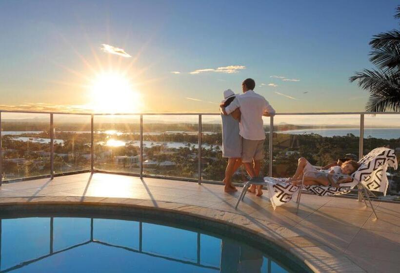 Отель Noosa Crest Resort