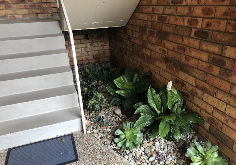 Отель Ocean View Motor Inn Merimbula