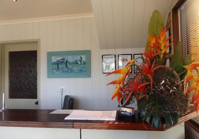 Отель Ocean View Motor Inn Merimbula