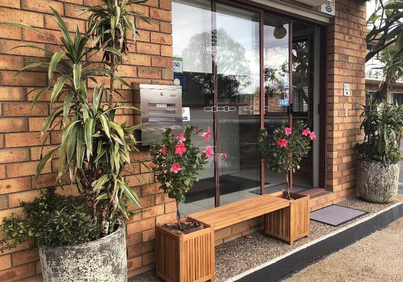 Отель Ocean View Motor Inn Merimbula