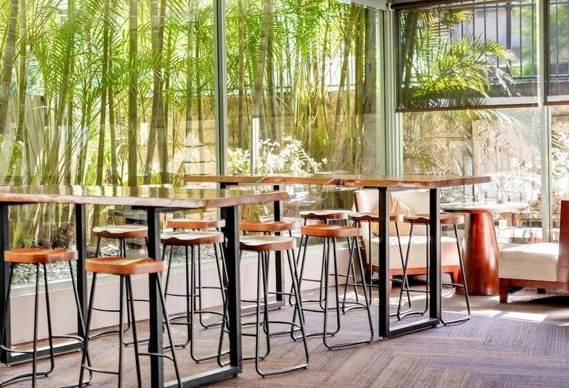 Отель Pagoda Resort & Spa