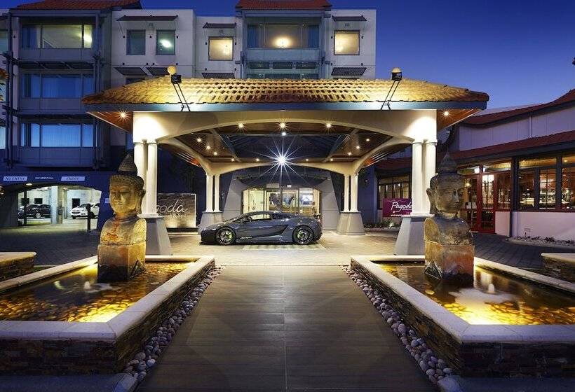 Отель Pagoda Resort & Spa