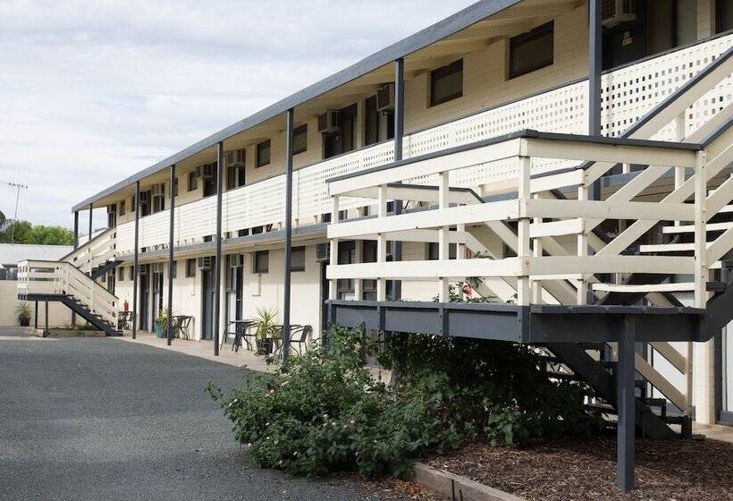 호텔 Pioneer Station Motor Inn