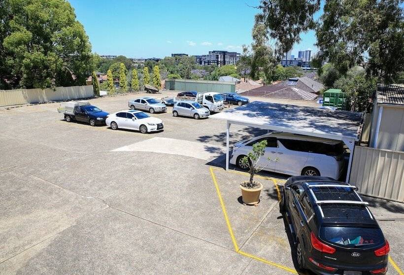 בית מלון כפרי Ryde Inn