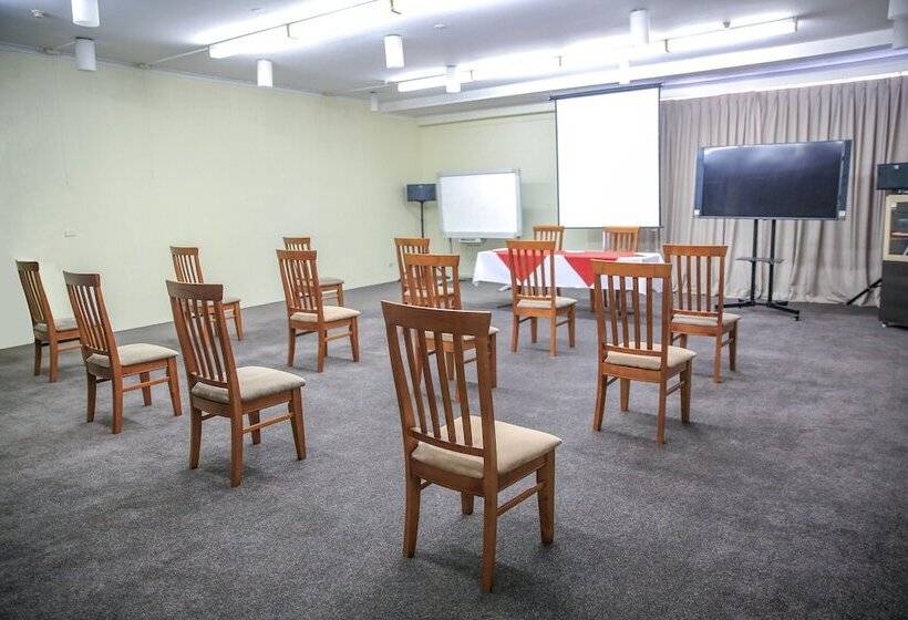 בית מלון כפרי Ryde Inn