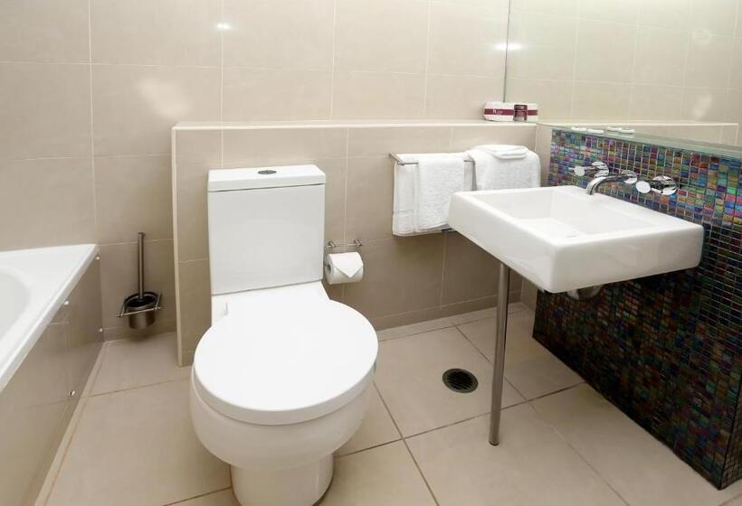 فندق Sandcastle Apartments