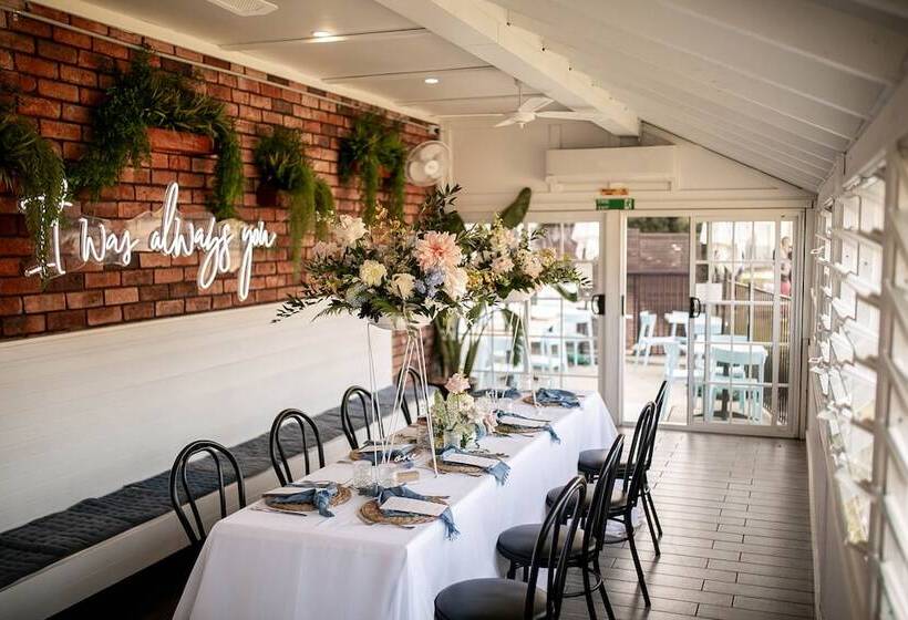 בית מלון כפרי The Clan Terrigal