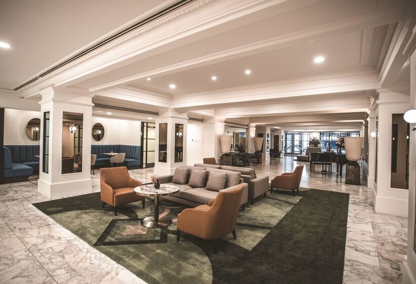 The Savoy Hotel On Little Collins Melbourne