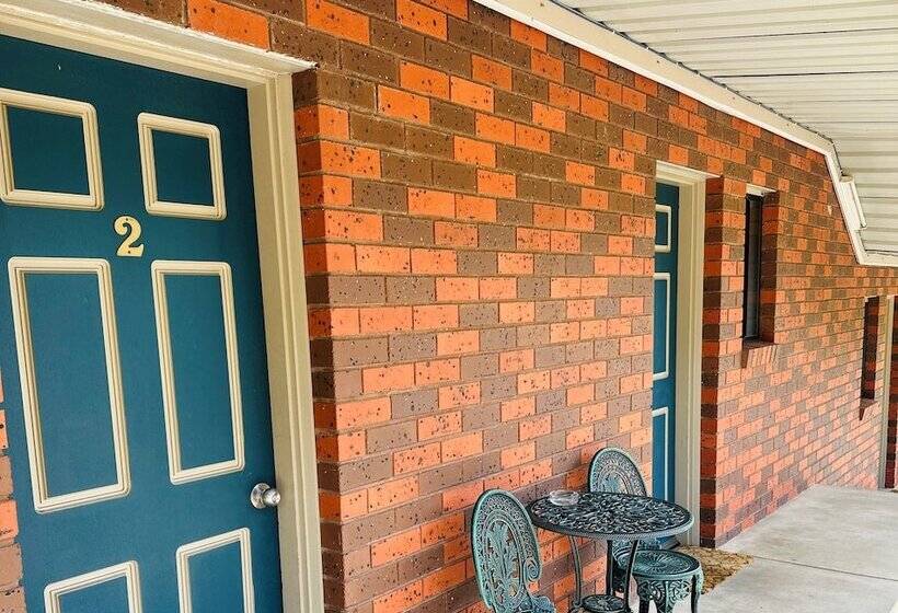 בית מלון כפרי Warragul Views Motor Inn