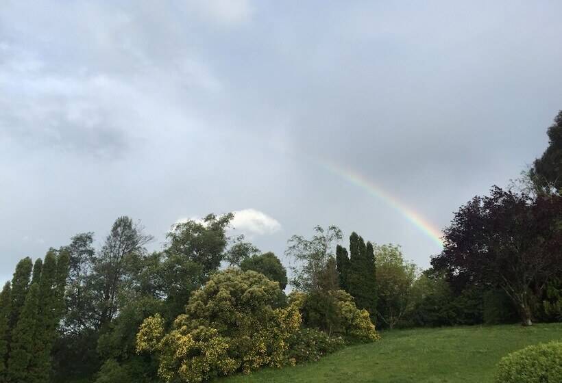 Отель Warragul Views Motor Inn