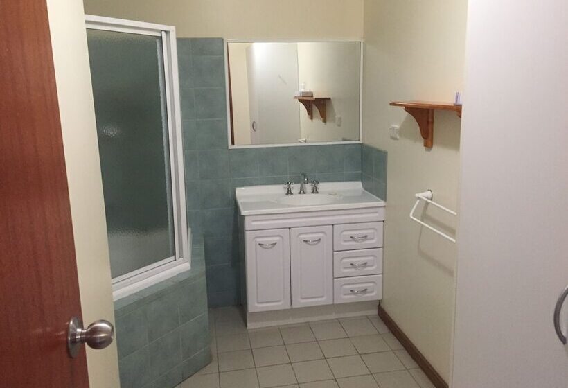 בית מלון כפרי Warragul Views Motor Inn