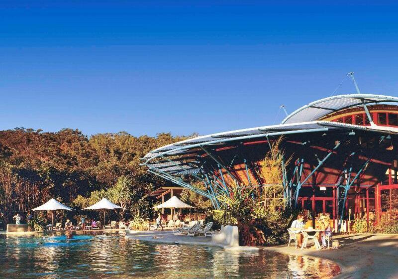 Kingfisher Bay Resort