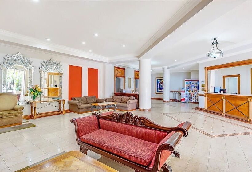 אתר נופש Breakfree Moroccan