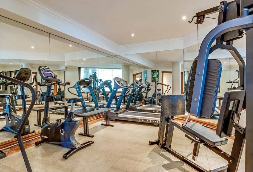 Курорт Breakfree Moroccan