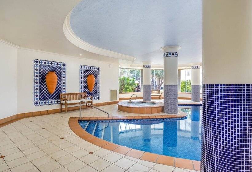 אתר נופש Breakfree Moroccan