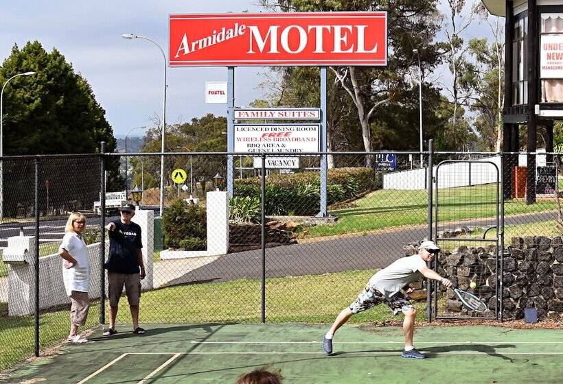 مُتل Armidale Inn
