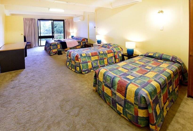 مُتل Armidale Inn