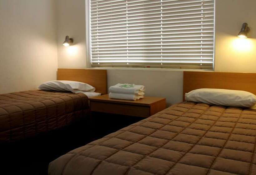 مُتل Armidale Inn