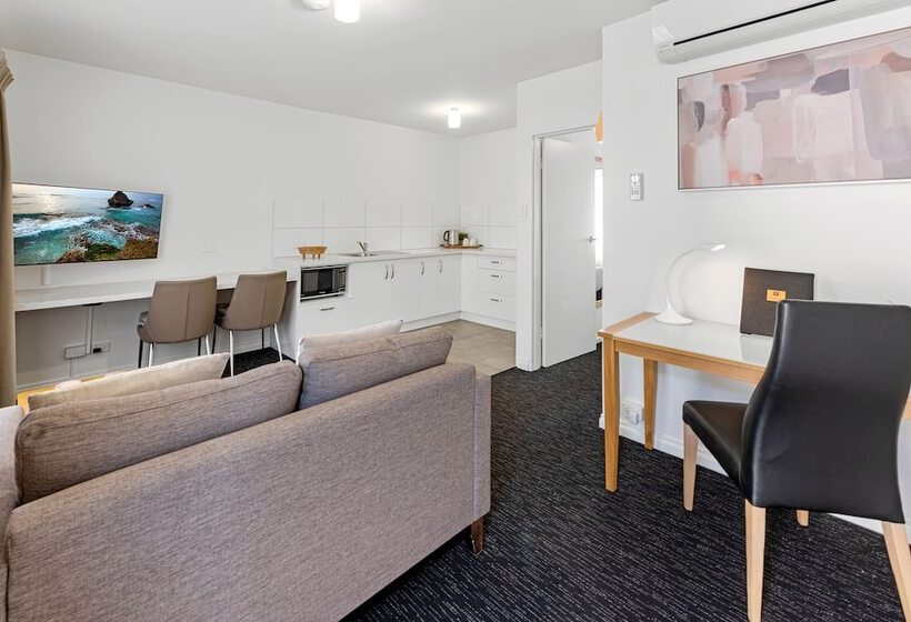 מוטל Fawkner Executive Suites & Serviced Apartments