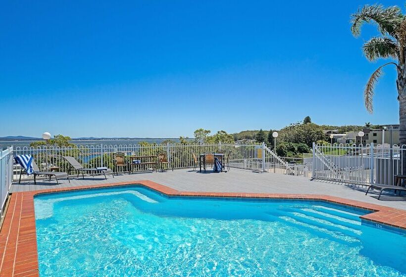 Nelson Towers Motel & Apartments