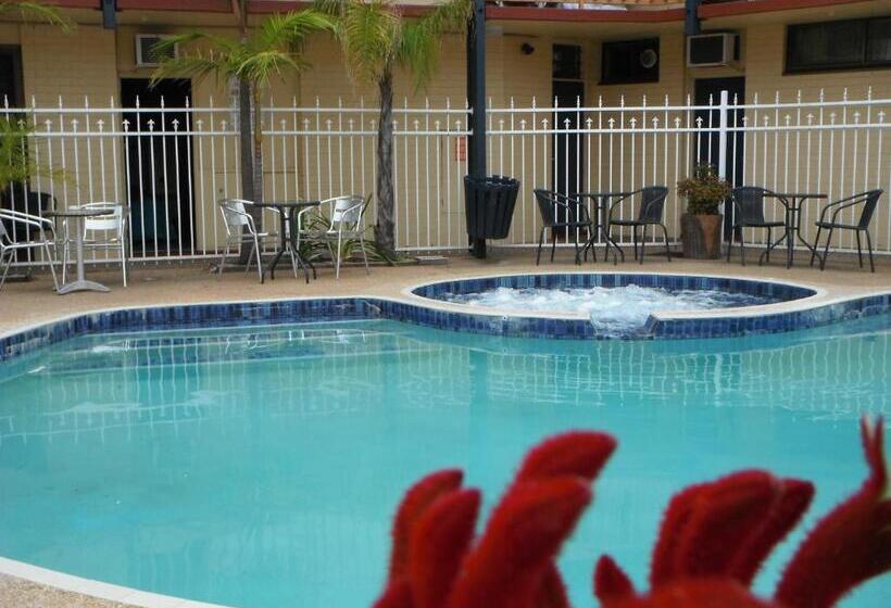 The Central Hotel Motel Lakes Entrance