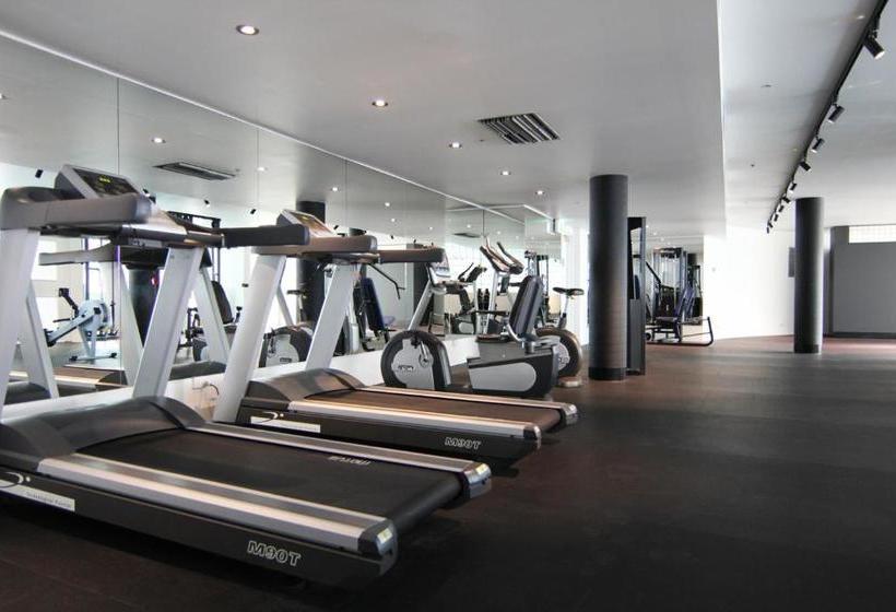 Paramount Serviced Apartments