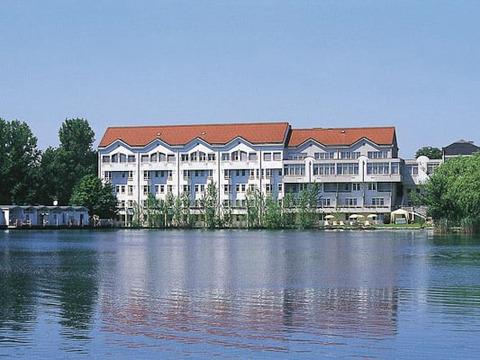Seehotel Böck-Brunn
