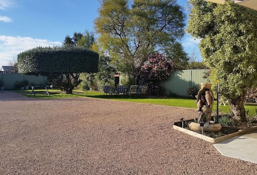 Bairnsdale Town Central Motel