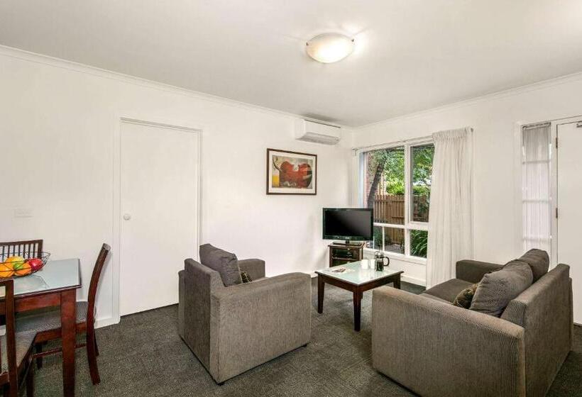 Comfort Apartments Royal Gardens