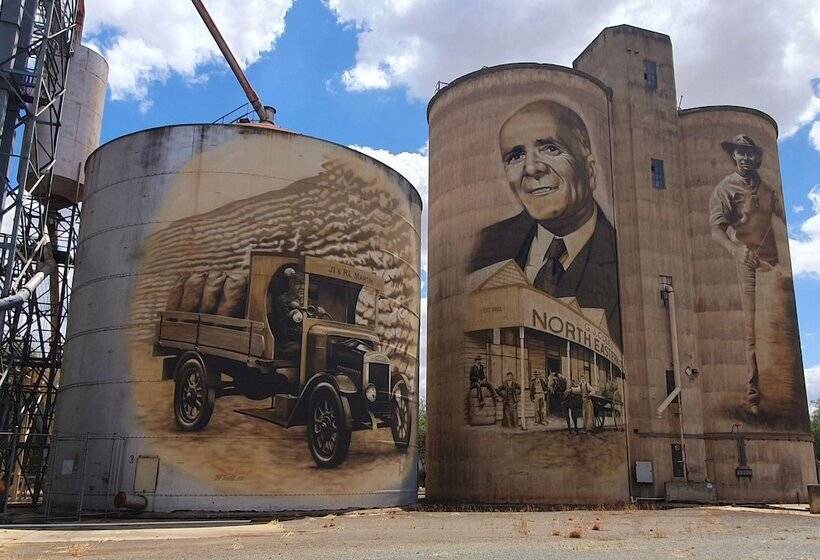 酒店 Addison Motor Inn