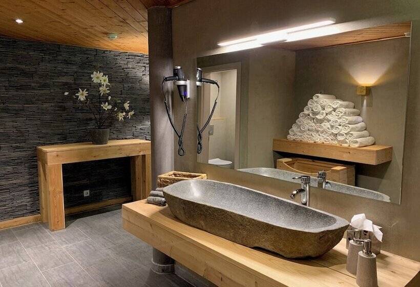 Отель Alexander