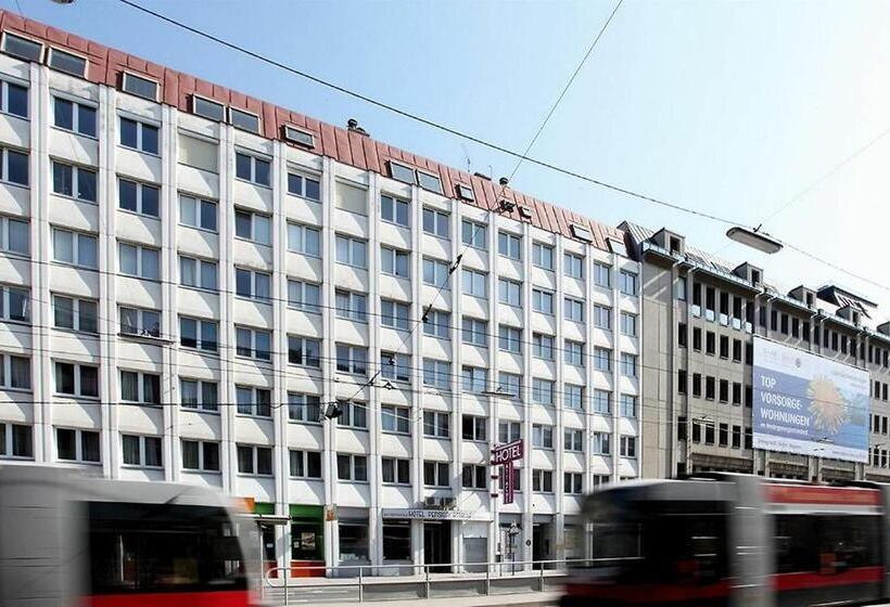 هتل Attaché Contactless