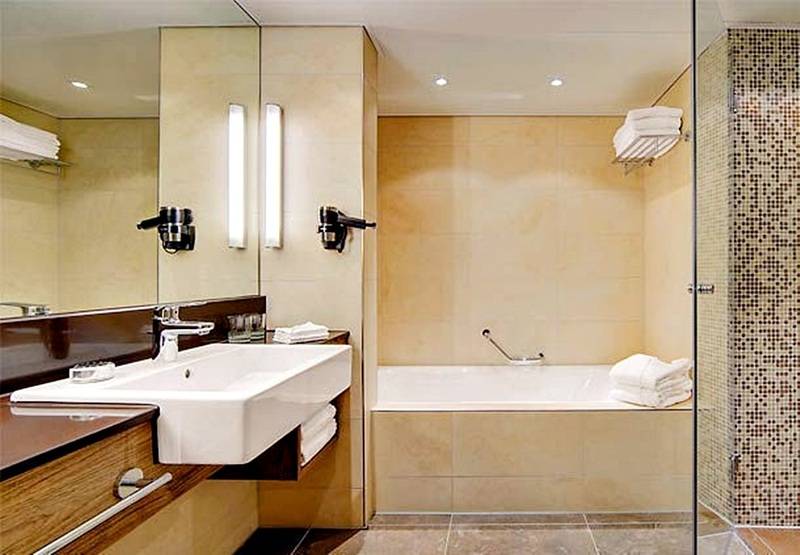 בית מלון כפרי Courtyard By Marriott Linz