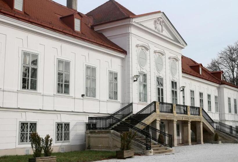 هتل Europahaus Wien