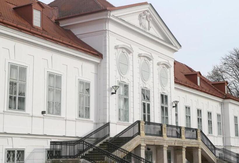 هتل Europahaus Wien