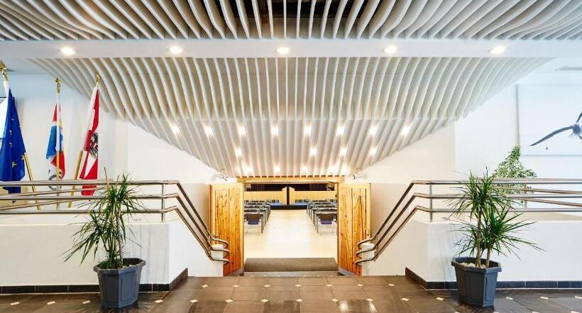 هتل Europahaus Wien