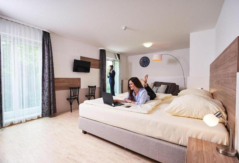 هتل Europahaus Wien